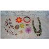 Image 1 : Assortment Of Vintage Costume Jewelry