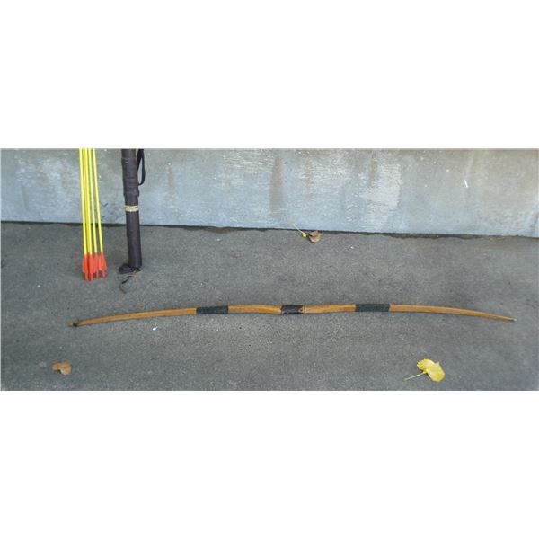 Old Wood Bow  Needs Restringing  Plus Quiver And Arrows