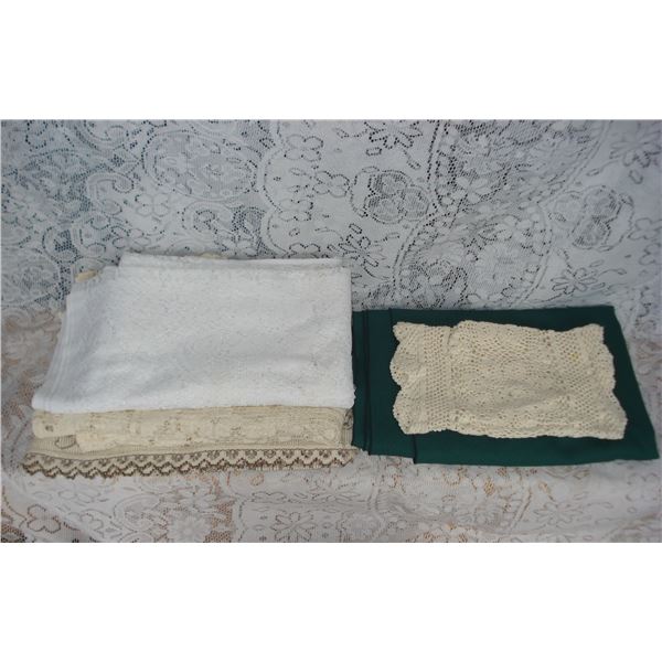 Lot Of Table Cloths  Not Inspected But Appear In Nice Condition