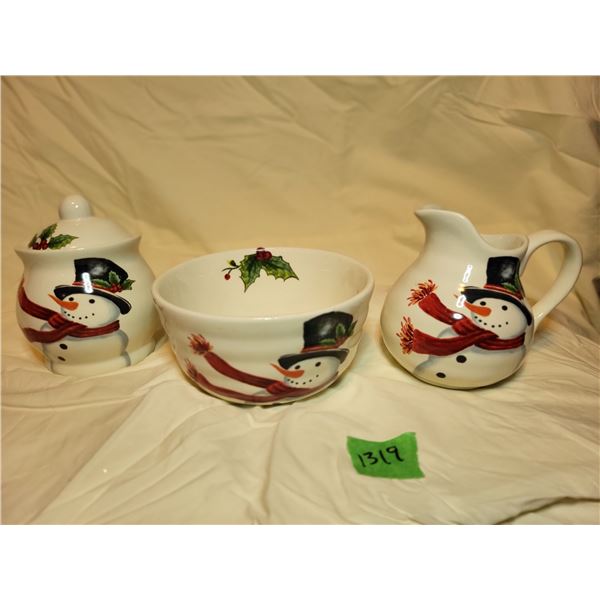 MAXCERA, TOP HAT SNOWMAN design, 4 pieces, ceramic, sugar bowl + lid, creamer, and bowl