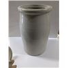 Image 5 : 6-Gal Redwing Butter Churn, One Large Chip