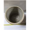 Image 2 : 6-Gal Redwing Crock, No Chips or Cracks