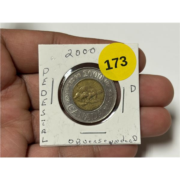 2000 Canadian Toonie, Die Error Pedestal D Under D, Obverse