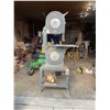 Image 2 : Beaver Power Tools Band Saw with 101 Inch Blades and Accessories