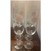 Image 2 : Decorative Table Lamp with Pink Vase Base, 4 Floral Etched Glasses, and Red Glass Rose