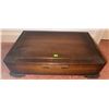 Image 1 : Community Plate Silverplate Flatware Set in Wooden Chest