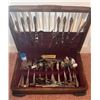 Image 3 : Community Plate Silverplate Flatware Set in Wooden Chest