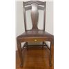 Image 3 : Round Oak Dining Table with Pedestal Base and Five Matching Chairs