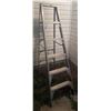 Image 2 : Folding Aluminium Step Ladder with Six Steps