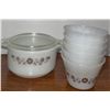 Image 4 : Pyrex Mixing Bowl and Bakeware Set, Butterfly Gold and Woodland Patterns