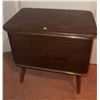 Image 1 : Wooden Laundry Hamper on Tapered Legs with Interior Tray