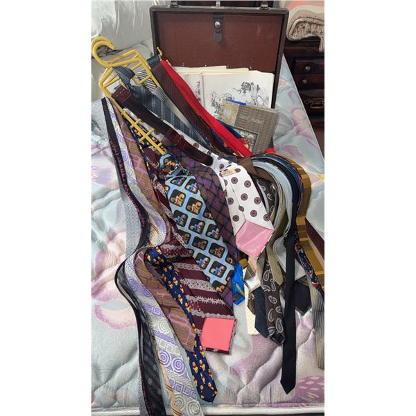 Men's Neck Ties with Suitcase