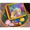 Image 14 : Edmonton Oilers Blanket, Cabbage Patch Kids Tin, and more