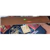 Image 3 : Edmonton Oilers Blanket, Cabbage Patch Kids Tin, and more