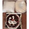 Image 5 : Vintage Cosy Blankets and Quilts, Mixed Patterns