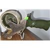 Image 6 : Lot: Arcadia Commander Viewer, Forfex 100 Hair Clipper, Tape Dispenser, Ashtray