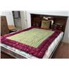 Image 2 : Vintage Waterbed Base Bed with Mattress and Homemade Blanket