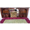 Image 4 : Vintage Waterbed Base Bed with Mattress and Homemade Blanket