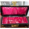 Image 8 : Lot: Block Crystal Wall Art, Books, Trinket Boxes, Coin Purses, and Figurine