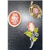 Image 5 : Costume Jewellery Lot Including Brooches, Necklaces, and Pins