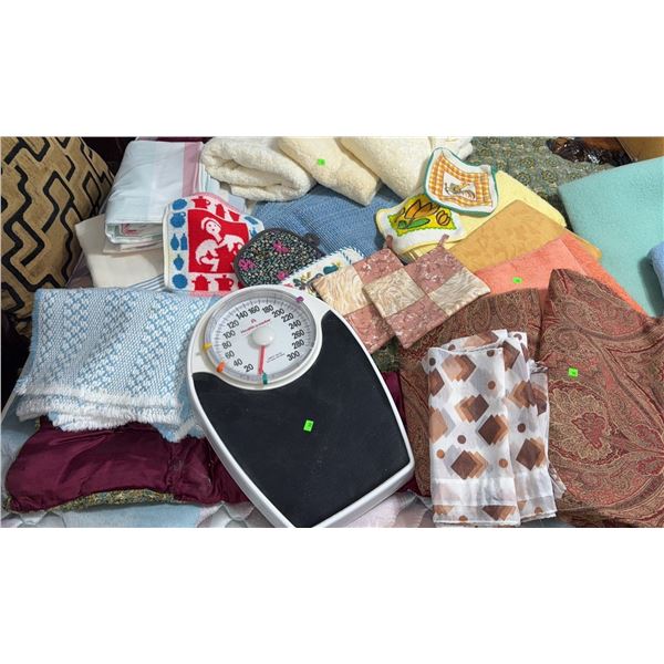 Blankets, Towels, Sheets, Kitchen Cloths, and Mechanical Scale Group Lot