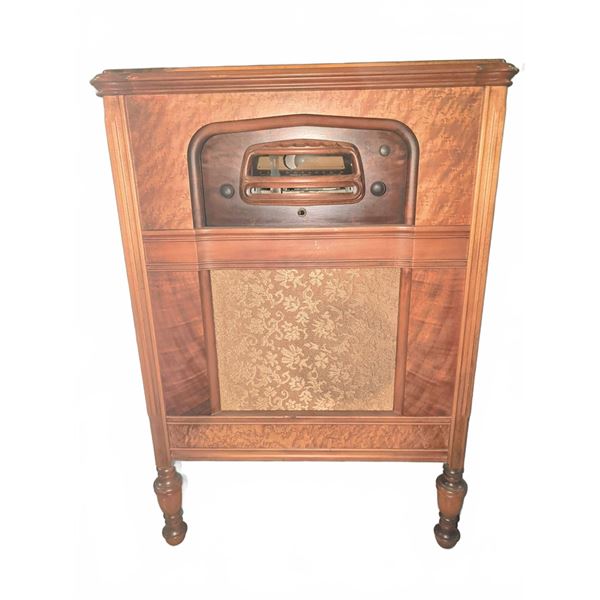 Victor Radio Wood Cabinet Floor Console Model R-35