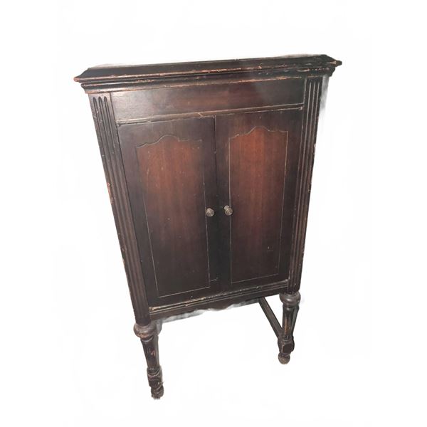 DANNHOPF The Rockola Cabinet-Style Phonograph