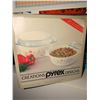 Image 3 : Vintage and Modern Cookbooks with Pyrex Designs Set
