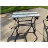 Image 3 : Black & Decker Workmate Deluxe Dual Height Workbench