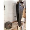 Image 3 : 8 Hand Saws, 2 Aerators, Crowbar, and 8 Grinding Wheels
