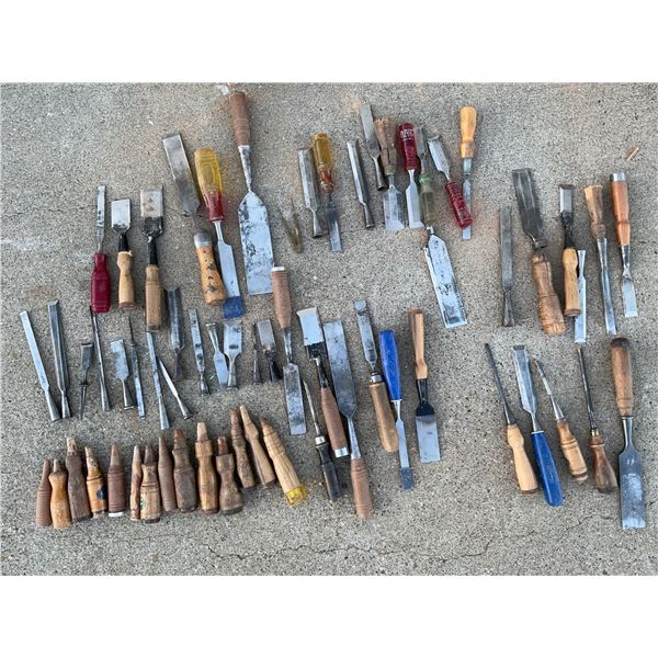 Large Mixed Lot of Assorted Woodworking Chisels and Gouges