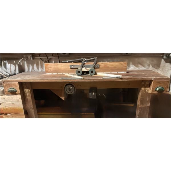 Makita Table Router Station With Accessories And Jigs
