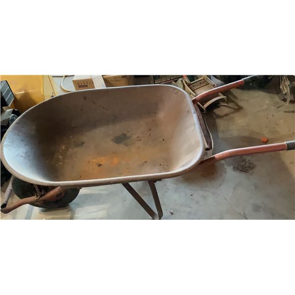 Metal Wheelbarrow with Pneumatic Tire and Dual Handles