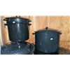 Image 4 : Black Speckled Metal Crop and Stoneware Crocs with Lids, Various Sizes