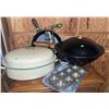 Image 1 : Kitchen Cookware Lot: Pans, Electric Wok, Muffin Tins, Meat Grinder, Roaster