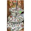 Image 3 : Hamilton Beach Stand Mixer with Glass Bowl, 3-Tier Ceramic Tray, Alberta Wood Tray