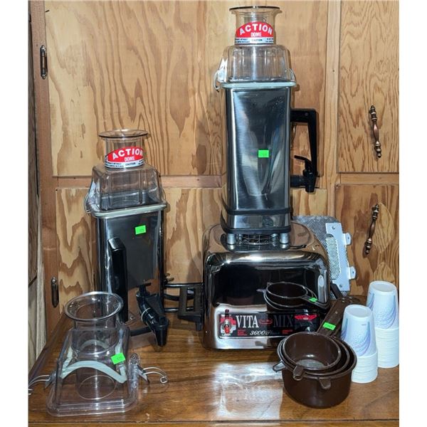 Vita-Mix 3600 Stainless Steel Blender with Action Dome Covers and Accessories