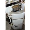 Image 7 : Viking Washing Machine with Automatic Roll Stop and Manual Controls