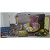 Image 2 : Lot With Still Life Painting, Crafts Book, Plaque, and Fruit Wall Décor