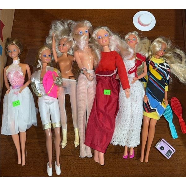 6 Barbie Dolls with Mixed Outfits and Accessories