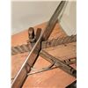 Image 5 : Vintage Wood and Metal Manual Miter Box with Backsaw