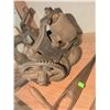 Image 5 : Cast Iron Hand-Crank Tools and Implements