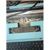 Image 6 : Smith-Corona Electra C/T Electric Typewriter with Case