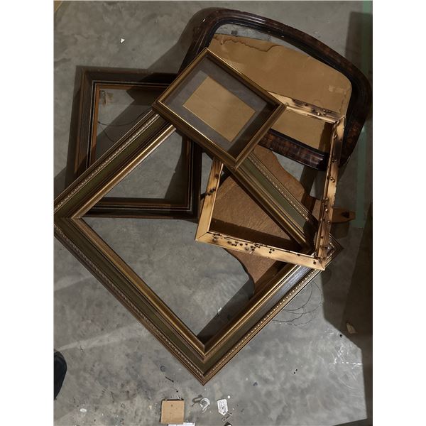 Antique Wooden Picture Frames, Mixed Sizes and Finishes
