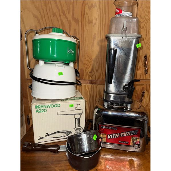 Vitamix Maxi 4000 Commercial Blender, Kitty Swiss Juicer, Kenwood A920 Fish Grinder Set