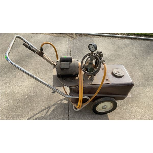 Universal P-315 Power Sprayer 10 Gallon with Tamper Motor and Pressure Gauge