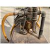 Image 3 : Universal P-315 Power Sprayer 10 Gallon with Tamper Motor and Pressure Gauge