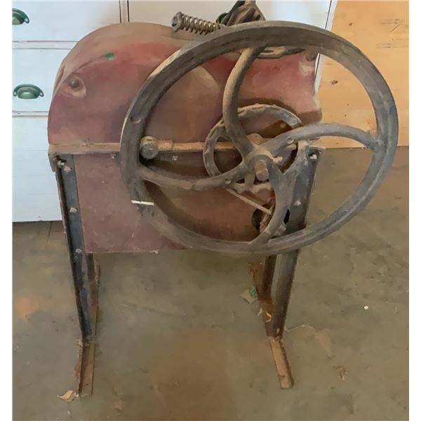 Cast Iron Hand-Cranked Vintage Corn Husker with Large Flywheel