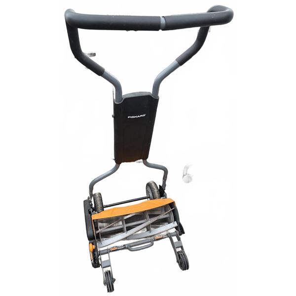 Fiskars Manual Push Reel Lawn Mower with Adjustable Height and Dual Handle