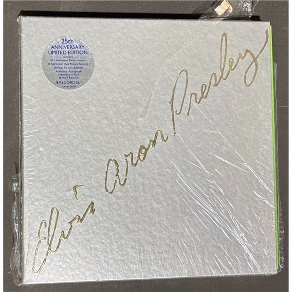 Elvis Aron Presley 25th Anniversary Limited Edition 8 LP Box Set, RCA, CRL5-2698